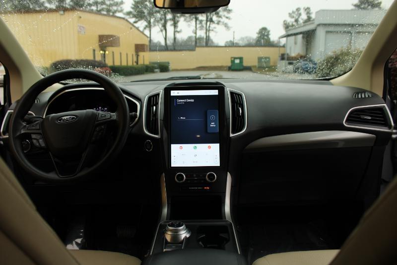 Ford Edge SE FWD 2021