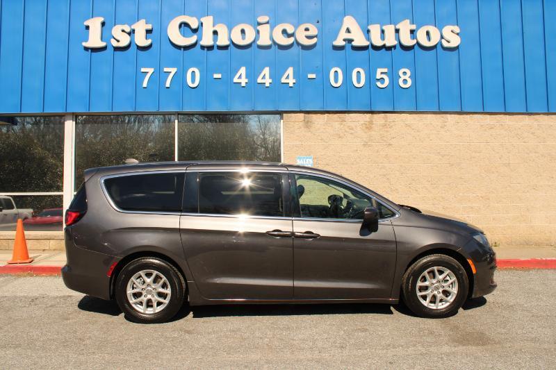 Chrysler Voyager LX FWD 2022