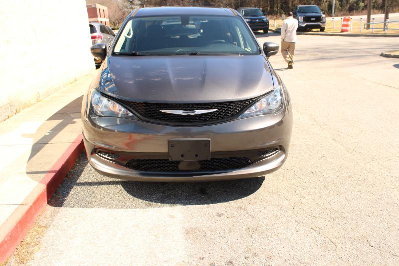 Chrysler Voyager LX FWD 2022