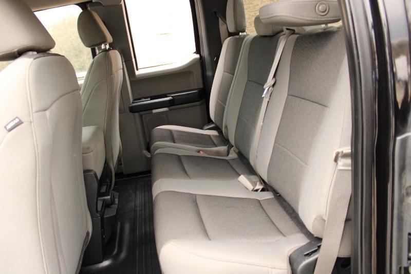 Ford F-150 XL 2WD SuperCab 8' Box 2019