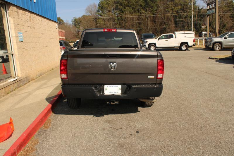 RAM 1500 Classic Tradesman 4x2 Quad Cab 6'4" Box 2019