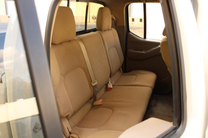 Nissan Frontier 2WD Crew Cab SWB Auto SV 2016