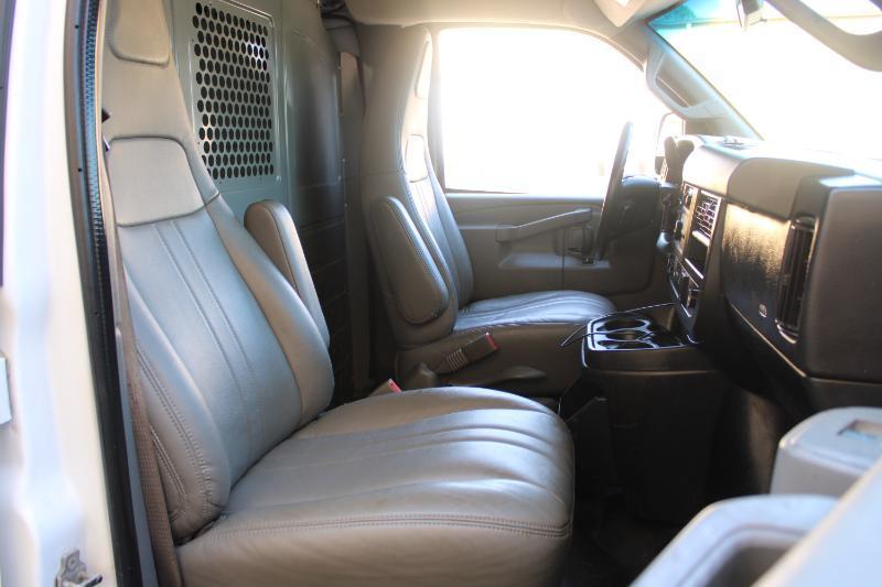Chevrolet Express Cargo Van RWD 3500 155" 2019