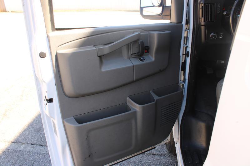 Chevrolet Express Cargo Van RWD 3500 155" 2019