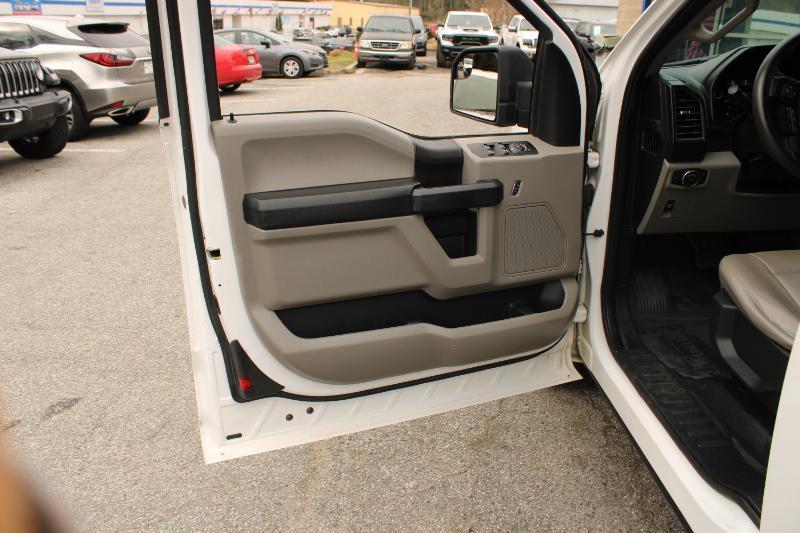 Ford F-150 XL 2WD SuperCab 6.5' Box 2017