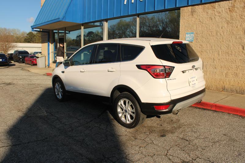 Ford Escape SE FWD 2017