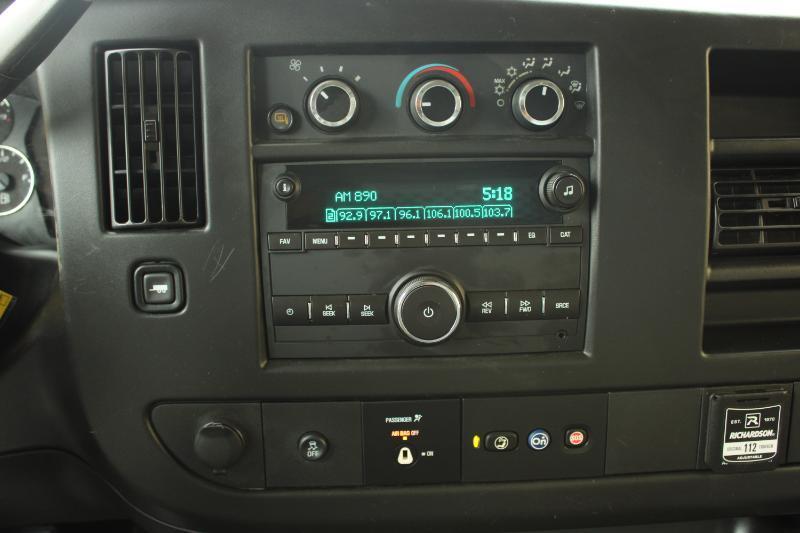 Chevrolet Express Cargo Van RWD 3500 155" 2016