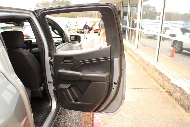 Chevrolet Colorado 2WD Crew Cab WT 2023