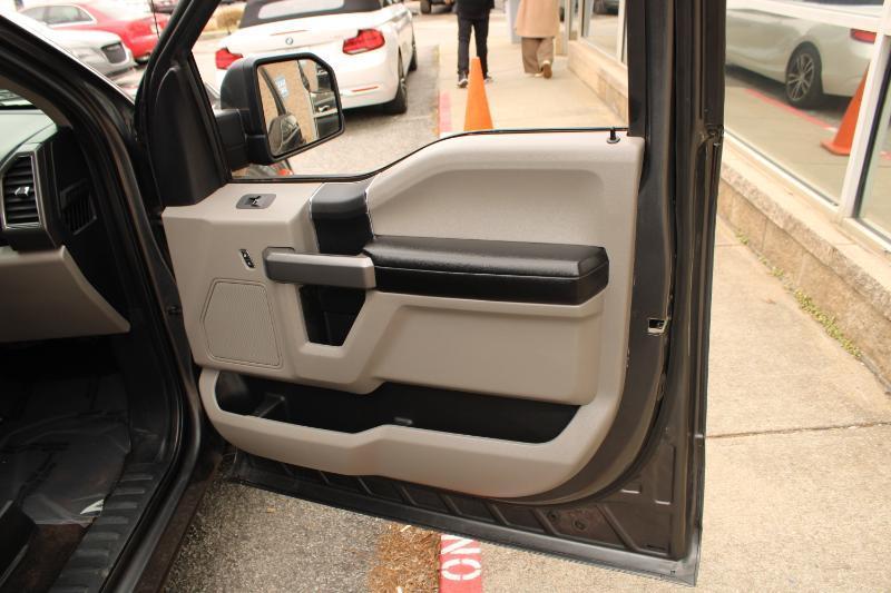 Ford F-150 XLT 2WD SuperCrew 5.5' Box 2020