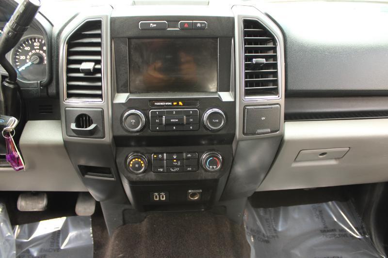 Ford F-150 XLT 2WD SuperCrew 5.5' Box 2020