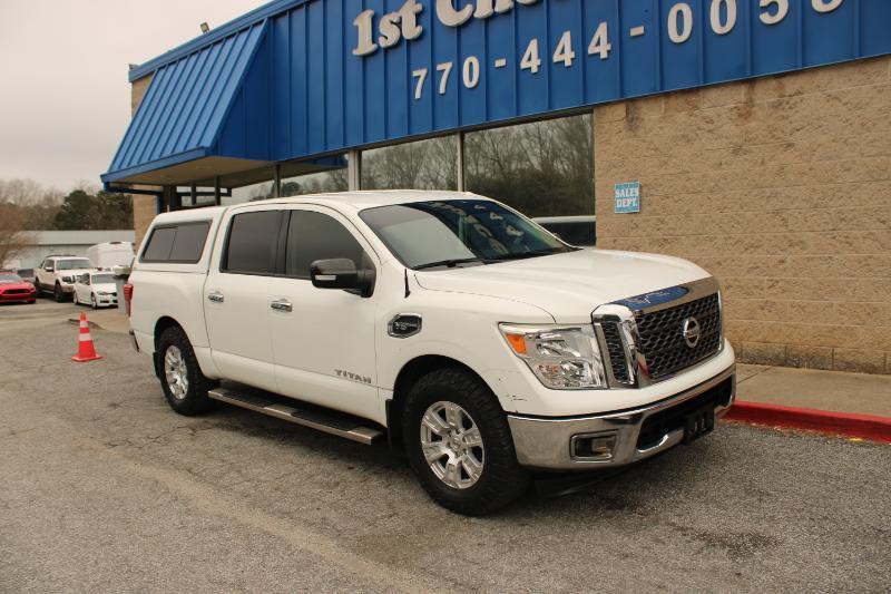 Nissan Titan 4x2 Crew Cab SV 2017