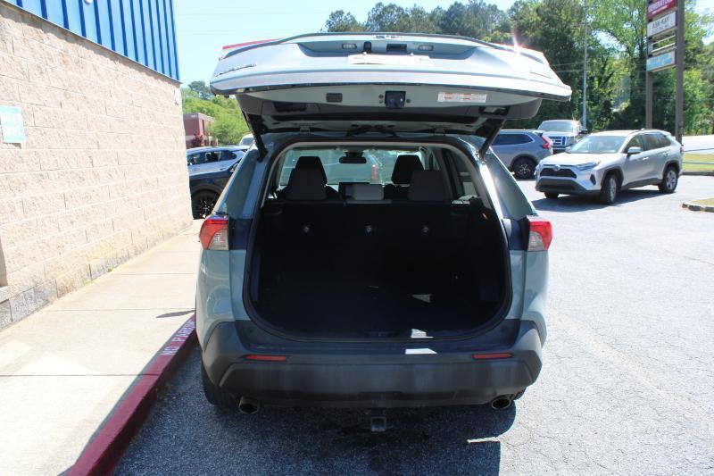 Toyota RAV4 XLE FWD (Natl) 2020