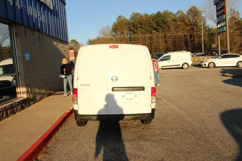 Nissan NV200 I4 SV 2014