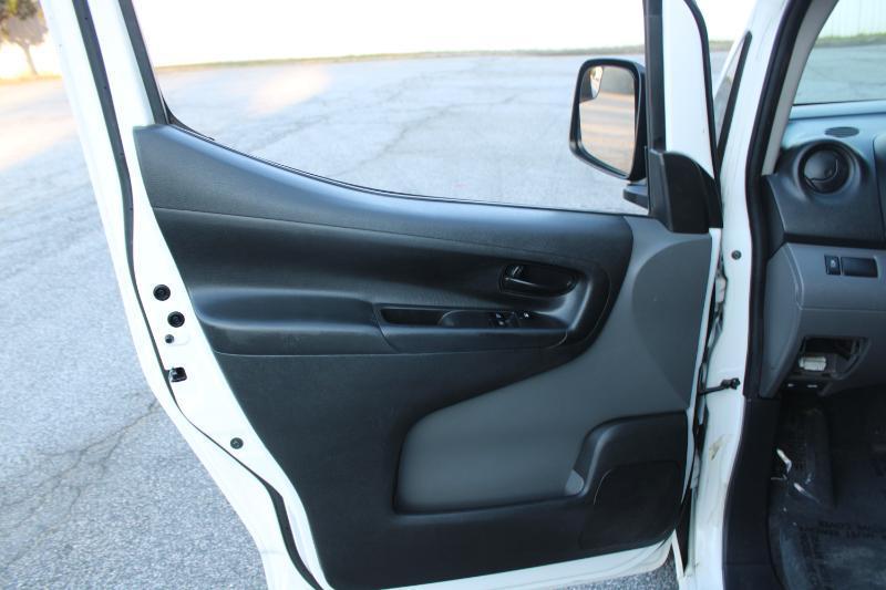 Nissan NV200 I4 SV 2014