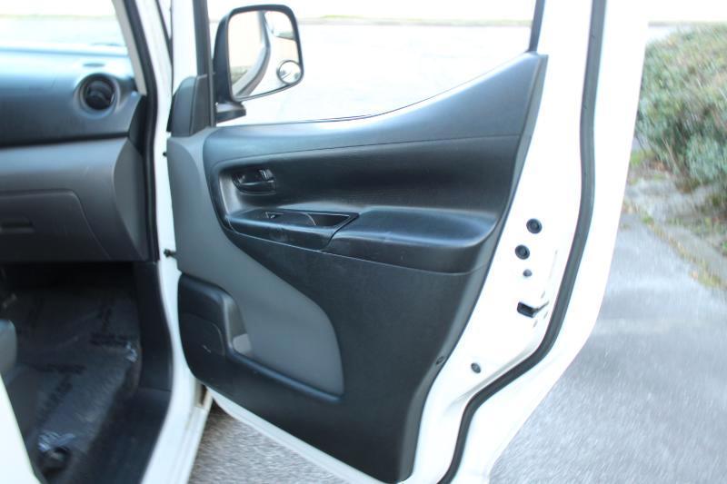 Nissan NV200 I4 SV 2014