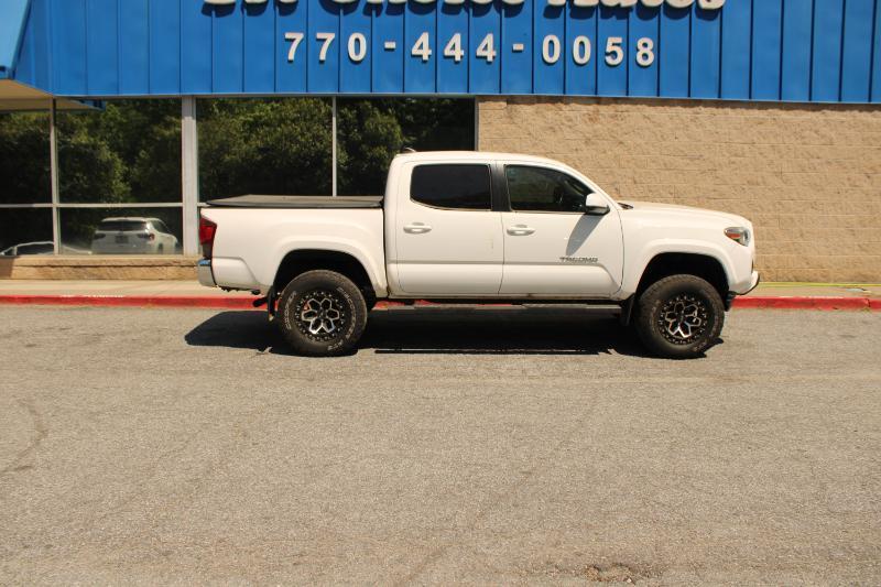 Toyota Tacoma SR5 Double Cab 5' Bed V6 4x2 AT (Natl) 2018