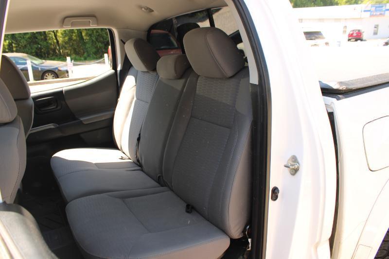 Toyota Tacoma SR5 Double Cab 5' Bed V6 4x2 AT (Natl) 2018