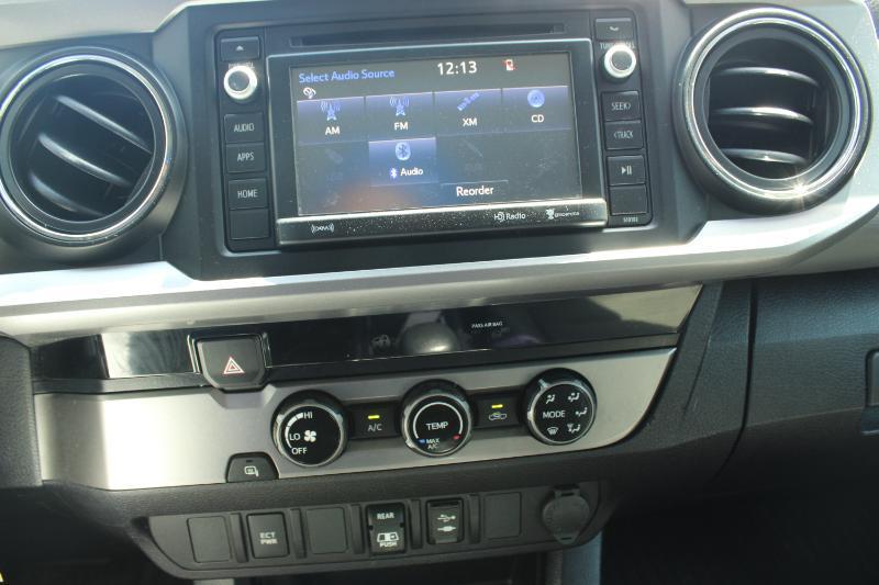 Toyota Tacoma SR5 Double Cab 5' Bed V6 4x2 AT (Natl) 2018