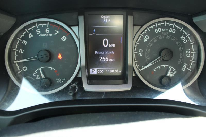 Toyota Tacoma SR5 Double Cab 5' Bed V6 4x2 AT (Natl) 2018