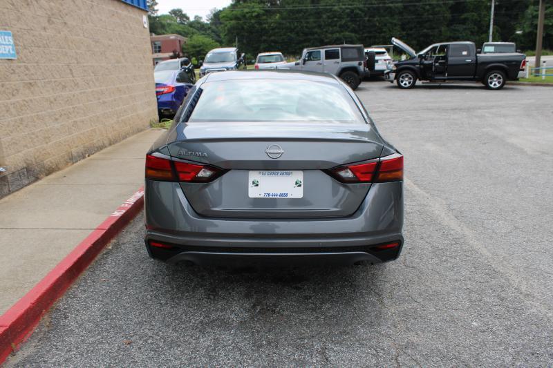 Nissan Altima 2.5 S Sedan 2024