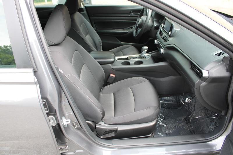 Nissan Altima 2.5 S Sedan 2024