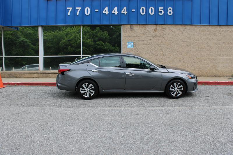 Nissan Altima 2.5 S Sedan 2024
