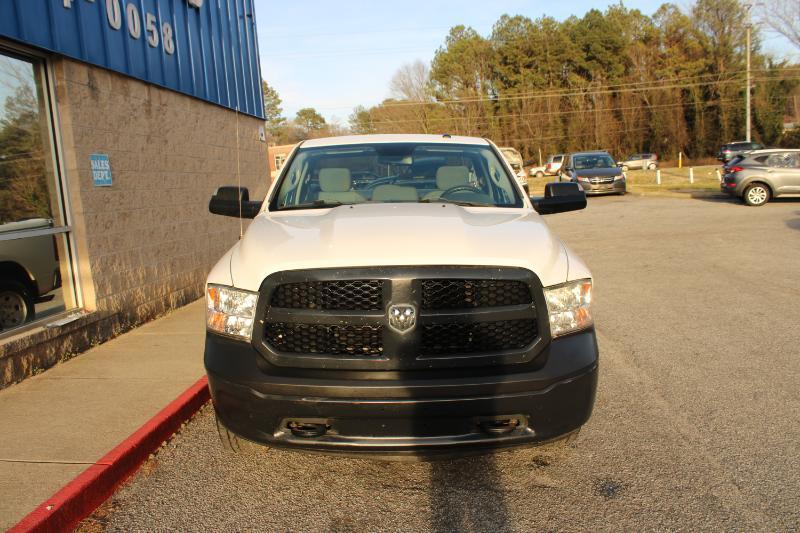 RAM 1500 4WD Reg Cab 140.5" Tradesman 2015