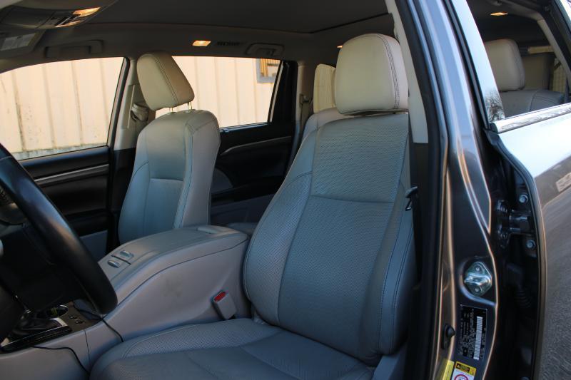 Toyota Highlander Limited V6 FWD (Natl) 2018