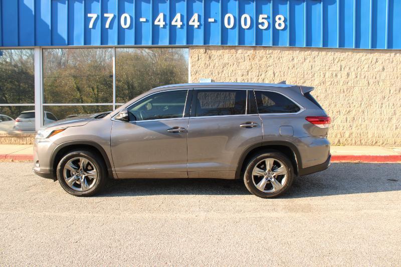 Toyota Highlander Limited V6 FWD (Natl) 2018