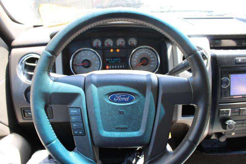 Ford F-150 2WD SuperCrew 145" XLT 2009