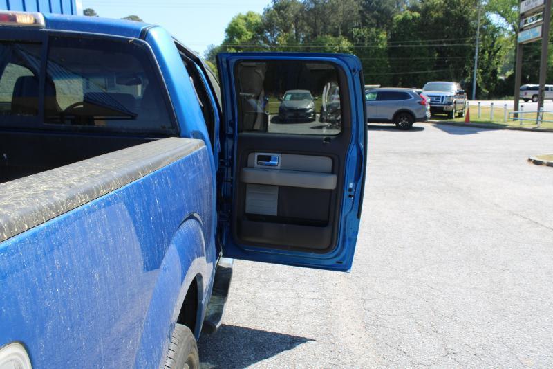 Ford F-150 2WD SuperCrew 145" XLT 2009