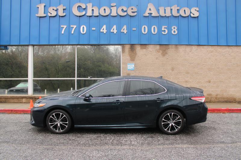 Toyota Camry SE Auto (Natl) 2019