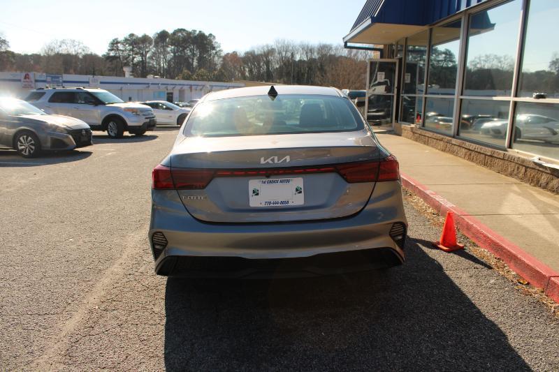 Kia Forte LXS IVT 2024