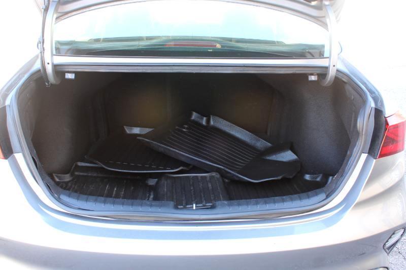 Kia Forte LXS IVT 2024