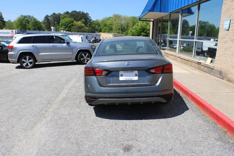 Nissan Altima 2.5 S Sedan 2022