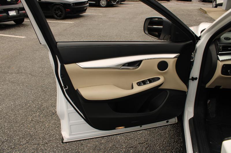 Infiniti QX50 LUXE FWD 2019