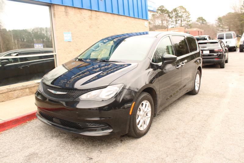 Chrysler Voyager LX FWD 2022