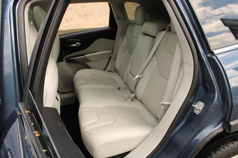 Jeep Cherokee Limited FWD 2021