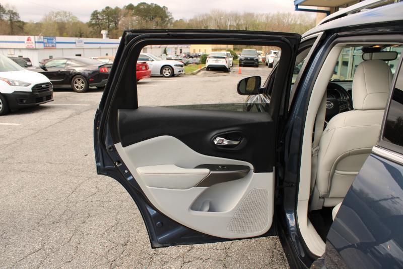 Jeep Cherokee Limited FWD 2021