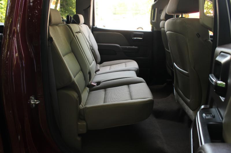 Chevrolet Silverado 1500 2WD Crew Cab 143.5" LT w/1LT 2015