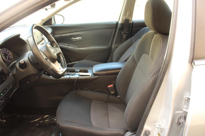 Nissan Sentra SV CVT 2022