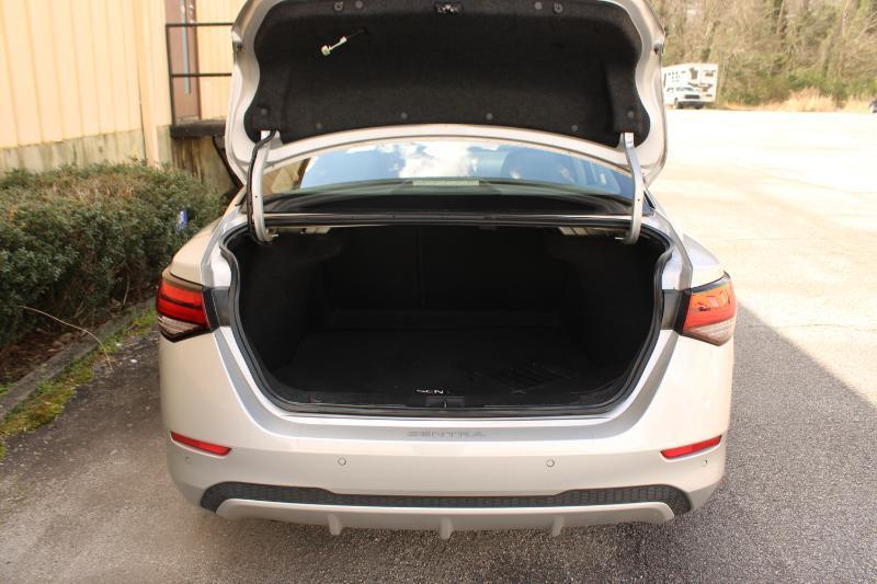 Nissan Sentra SV CVT 2022