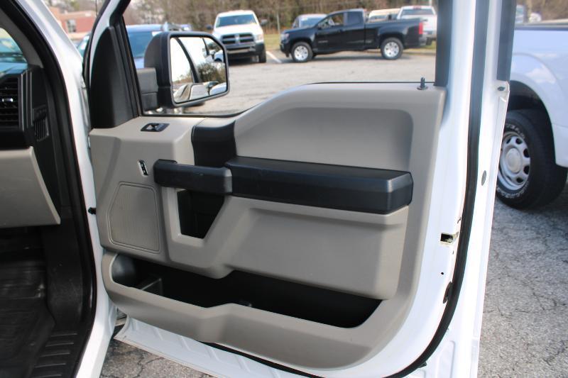 Ford F-150 XL 2WD Reg Cab 8' Box 2018