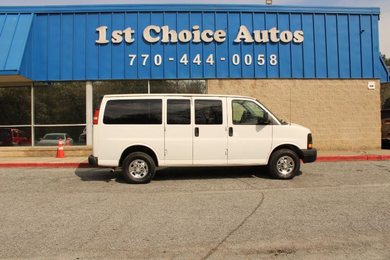 Chevrolet Express Passenger RWD 2500 135" LS 2013