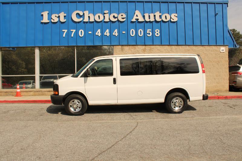 Chevrolet Express Passenger RWD 2500 135" LS 2013