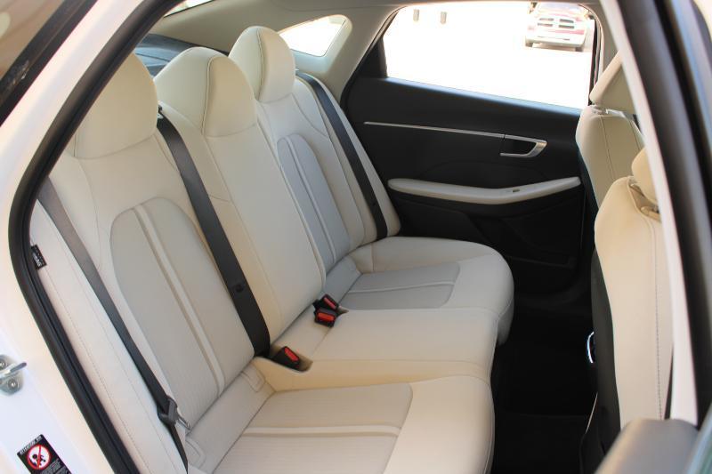 Hyundai Sonata Hybrid SEL 2.0L 2022