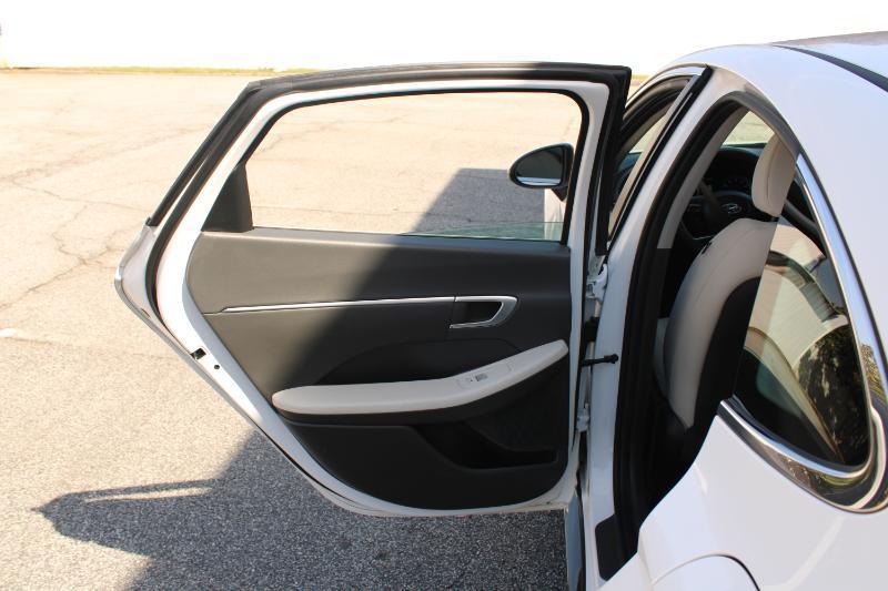 Hyundai Sonata Hybrid SEL 2.0L 2022