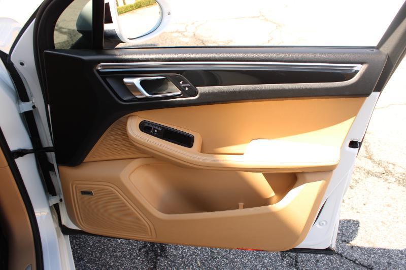 Porsche Macan GTS AWD 2017