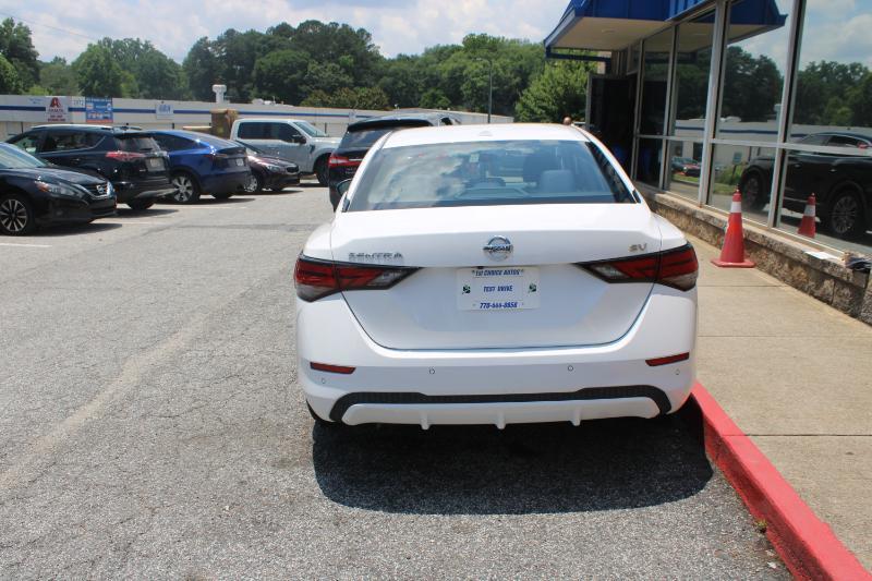 Nissan Sentra SV CVT 2020