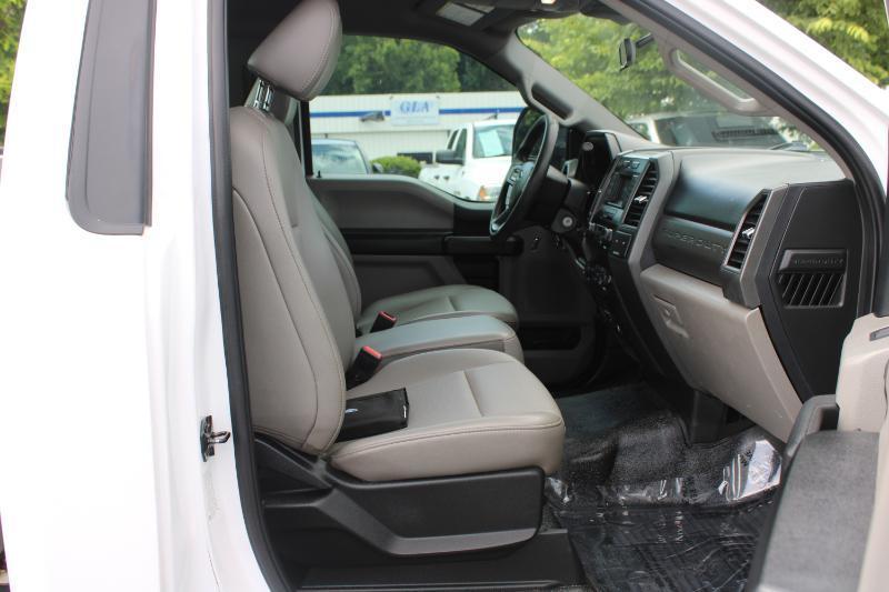 Ford Super Duty F-350 SRW XL 2WD Reg Cab 8' Box 2021